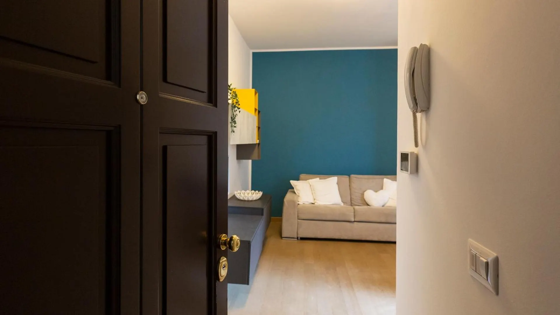Frisi Di Porta Venezia Apartment Milan 0*,