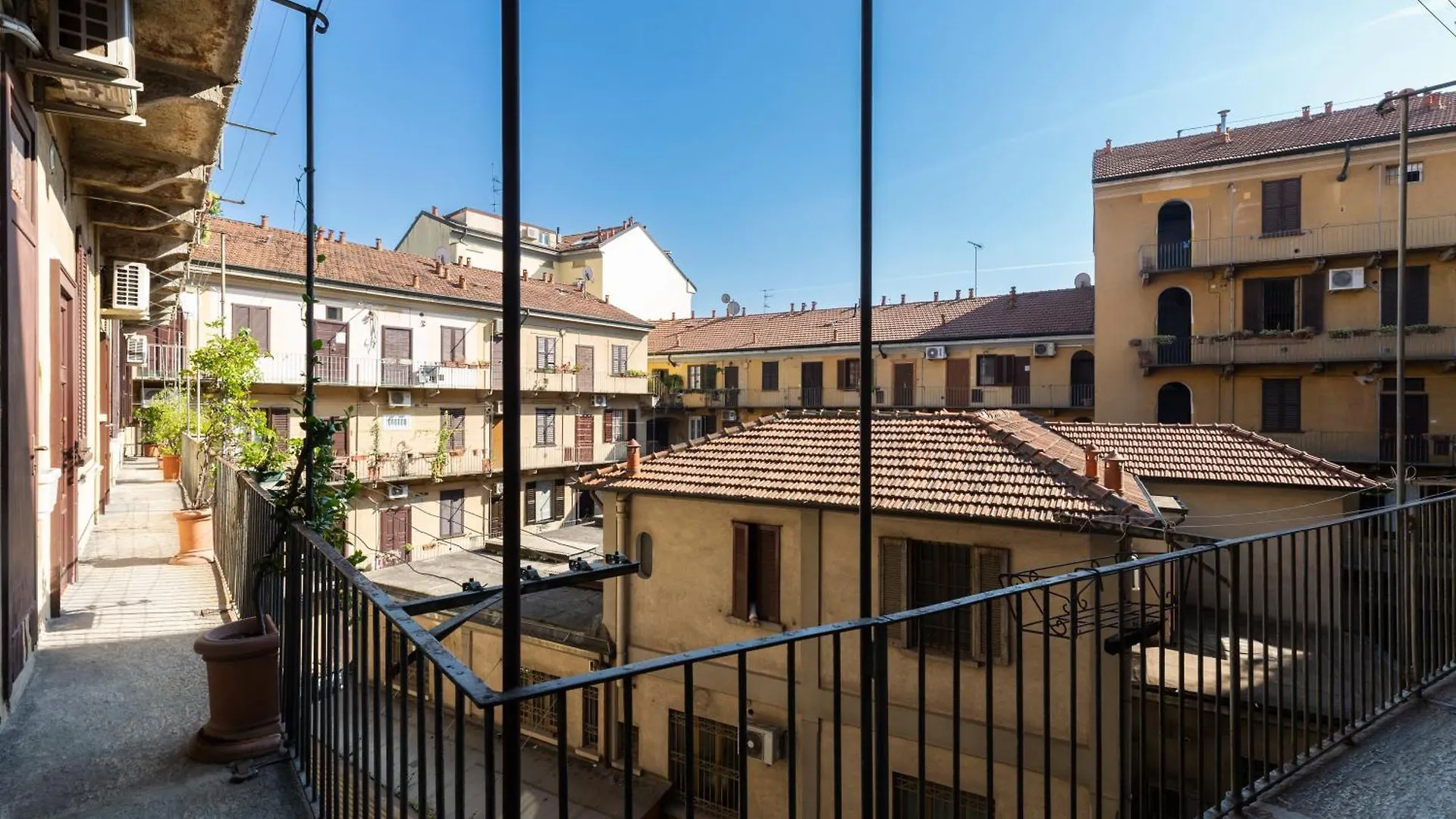 Frisi Di Porta Venezia Apartment Milan